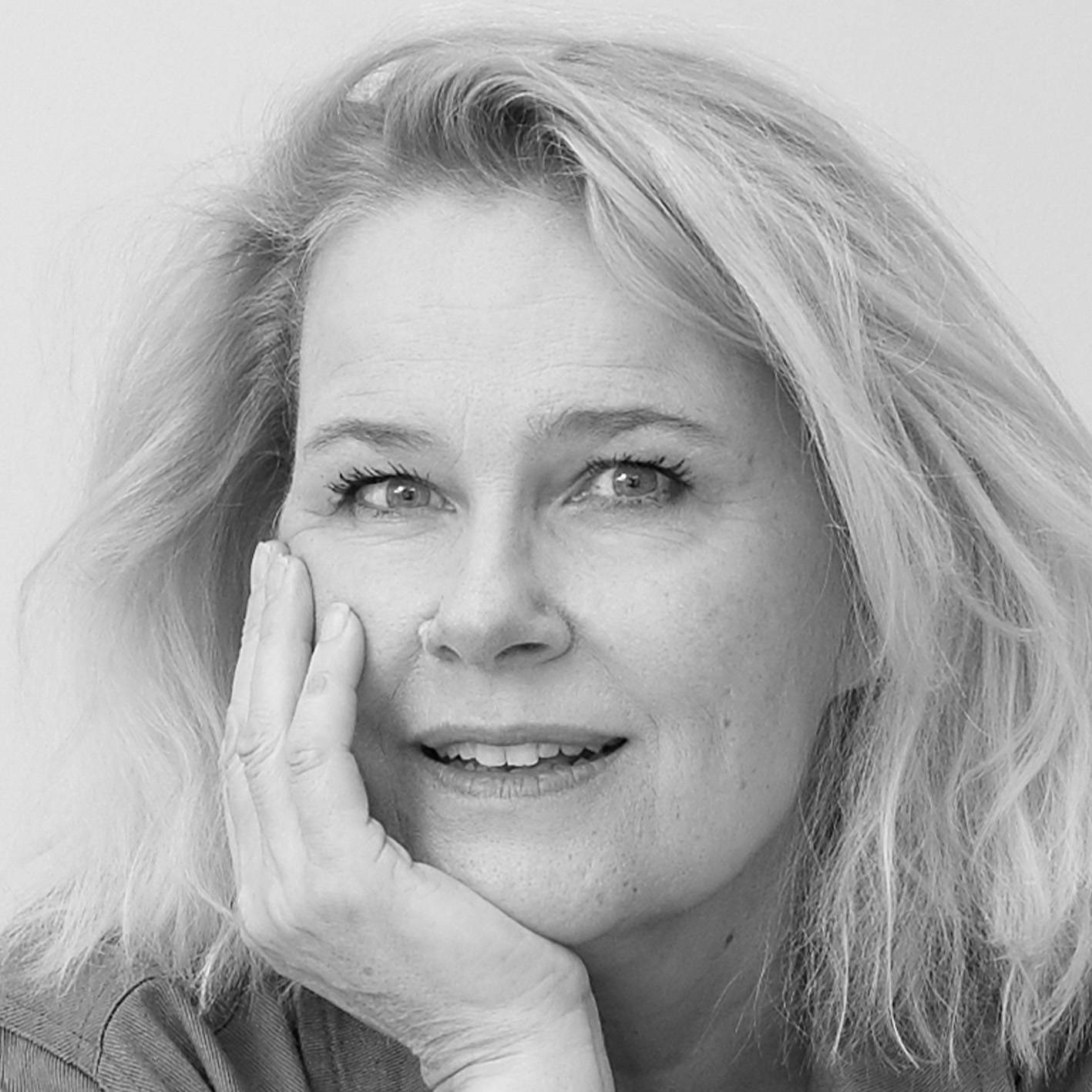 Laura Cumming (The Observer)