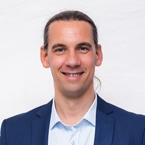 Mladen Maksic