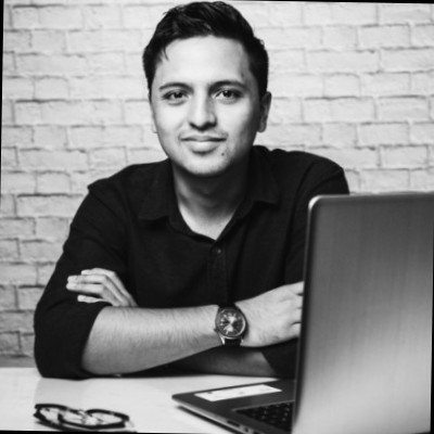 Saurav Ahuja, Marketing Specialist bij ExcelTrick